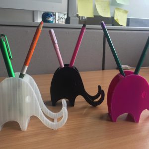 Elefante Porta lapices y Celular