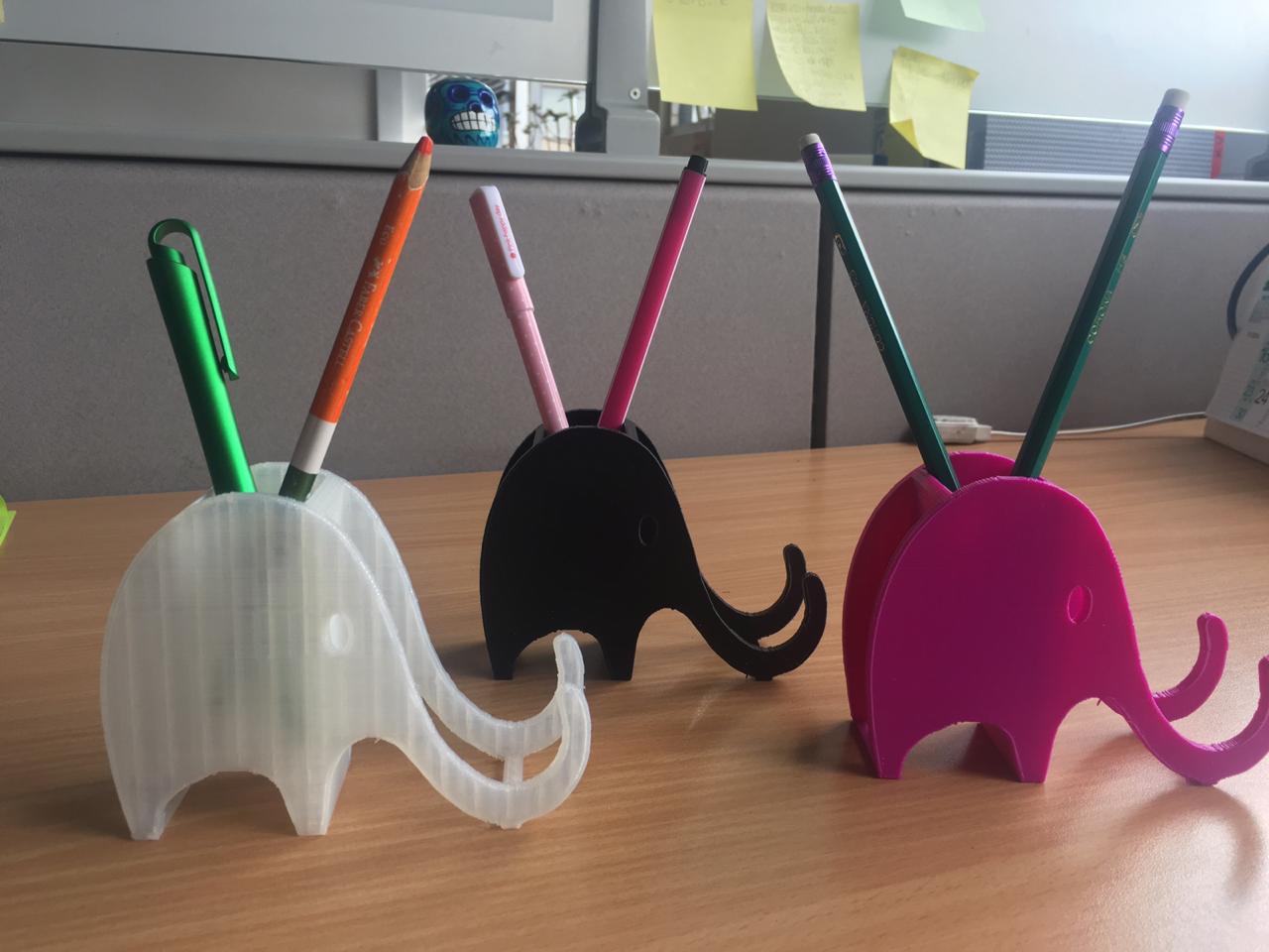 Elefante Porta lapices y Celular Elefante Porta lapices y Celular