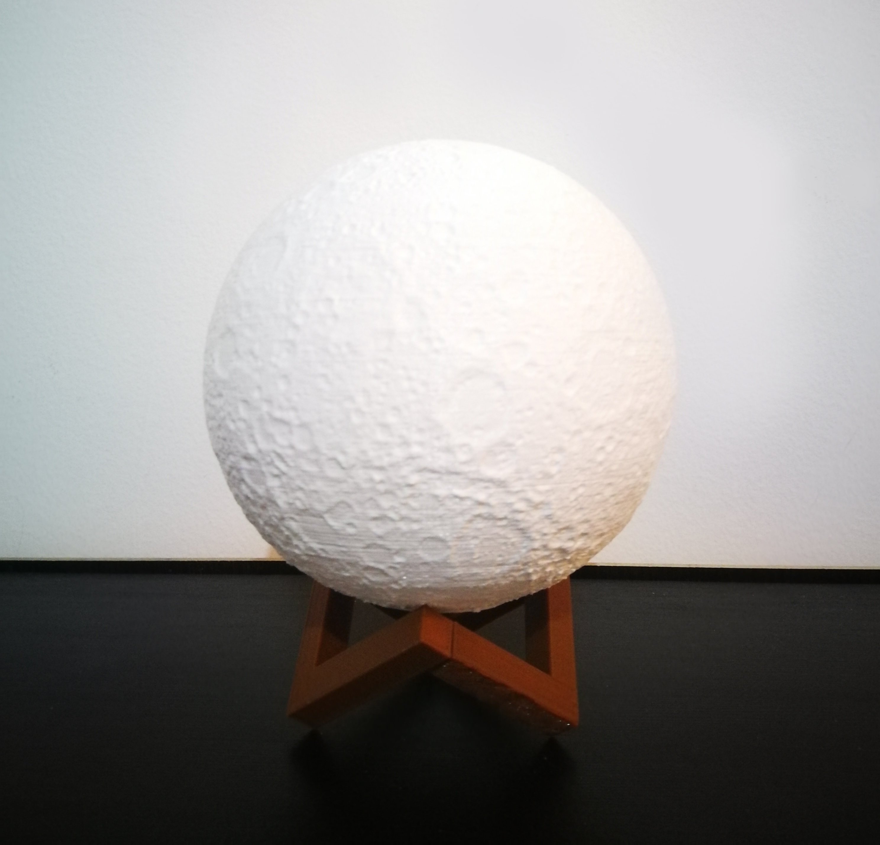 lampara luna base marrón lampara luna base marrón